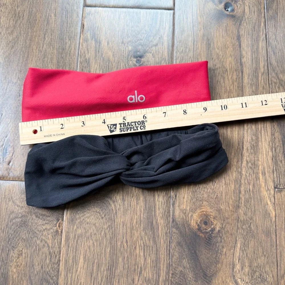 Alo Yoga Headband Set Women OS Red Black Excellent Airlift Alosoft Serenity